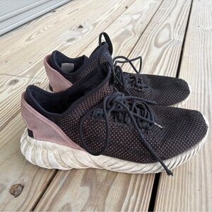 Adidas Women’s Tennis Shoes